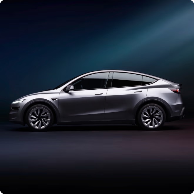 Tesla Model Y 2025 Side view