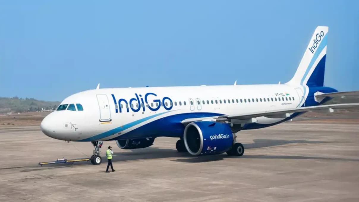 Indigo flight cancelled: क्या है पूरा मामला, क्यों हो रही IndiGo की इतनी फ्लाइट कैंसिल?