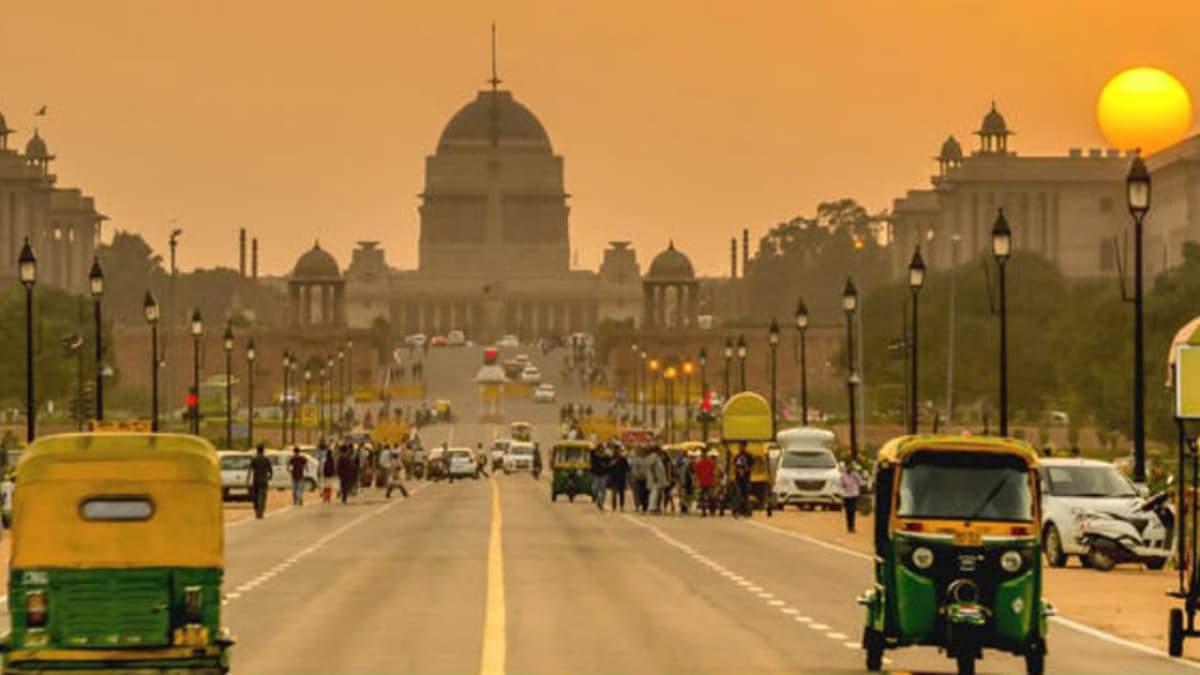 Delhi Air Quality Update: GRAP-4 हटाया गया, GRAP-3 लागू | Delhi Pollution News Hindi