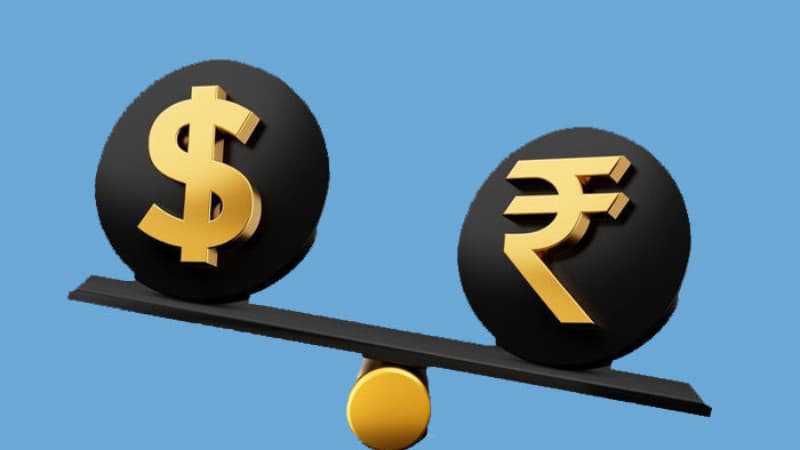 Rupee Record Low: डॉलर के मुकाबले पहली बार 90 के पार फिसला रुपया? क्या है वजहें और आगे क्या होगा?