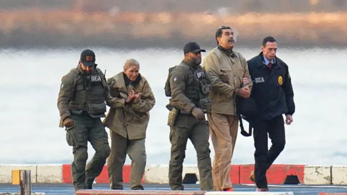 Nicolás Maduro न्यूयॉर्क कोर्ट में पेश: ड्रग्स और हथियारों के आरोपों से अंतरराष्ट्रीय राजनीति में भूचाल