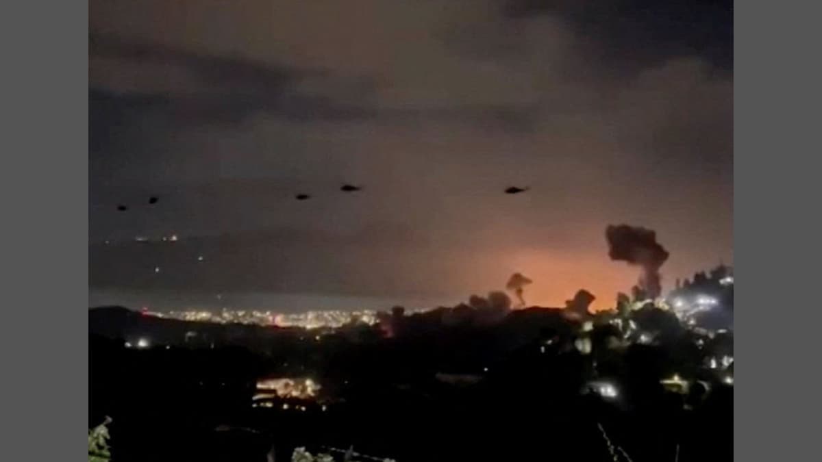 US Attack on Venezuela: अमेरिका-वेनेजुएला तनाव चरम पर, सैन्य कार्रवाई की रिपोर्ट्स से दुनिया में हलचल